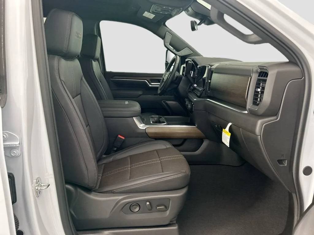 Used 2026 Polar White Chevrolet High Country image 19