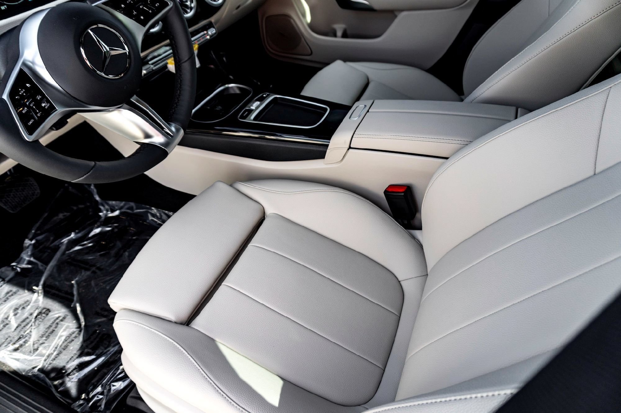 New 2026 Mountain Grey Metallic Mercedes-Benz CLA 250 image 33