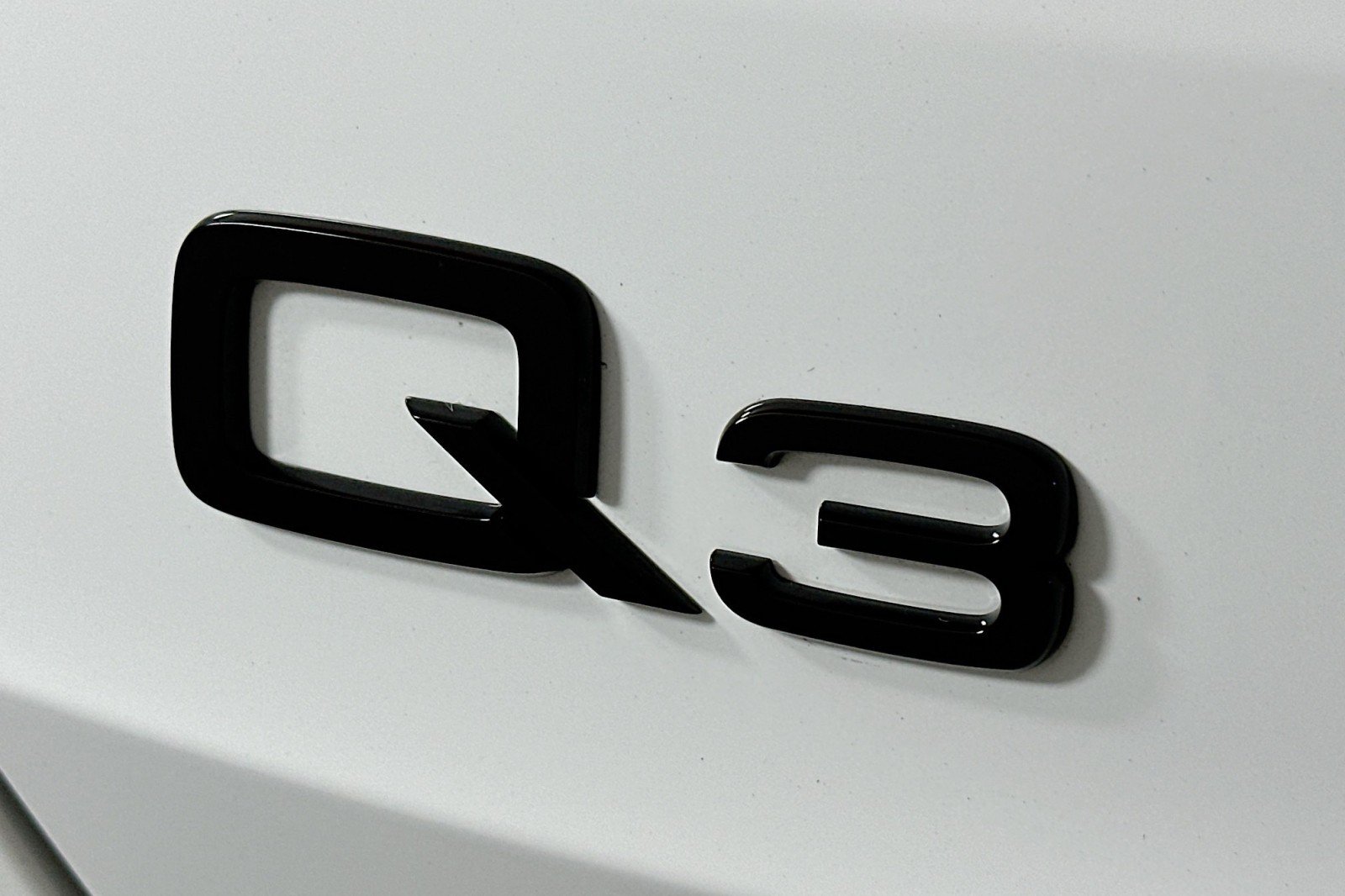 Used 2023 Ibis White Audi S line Premium image 10