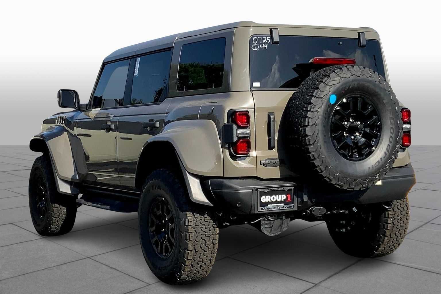 Used 2025 Marsh Gray Ford Raptor image 10