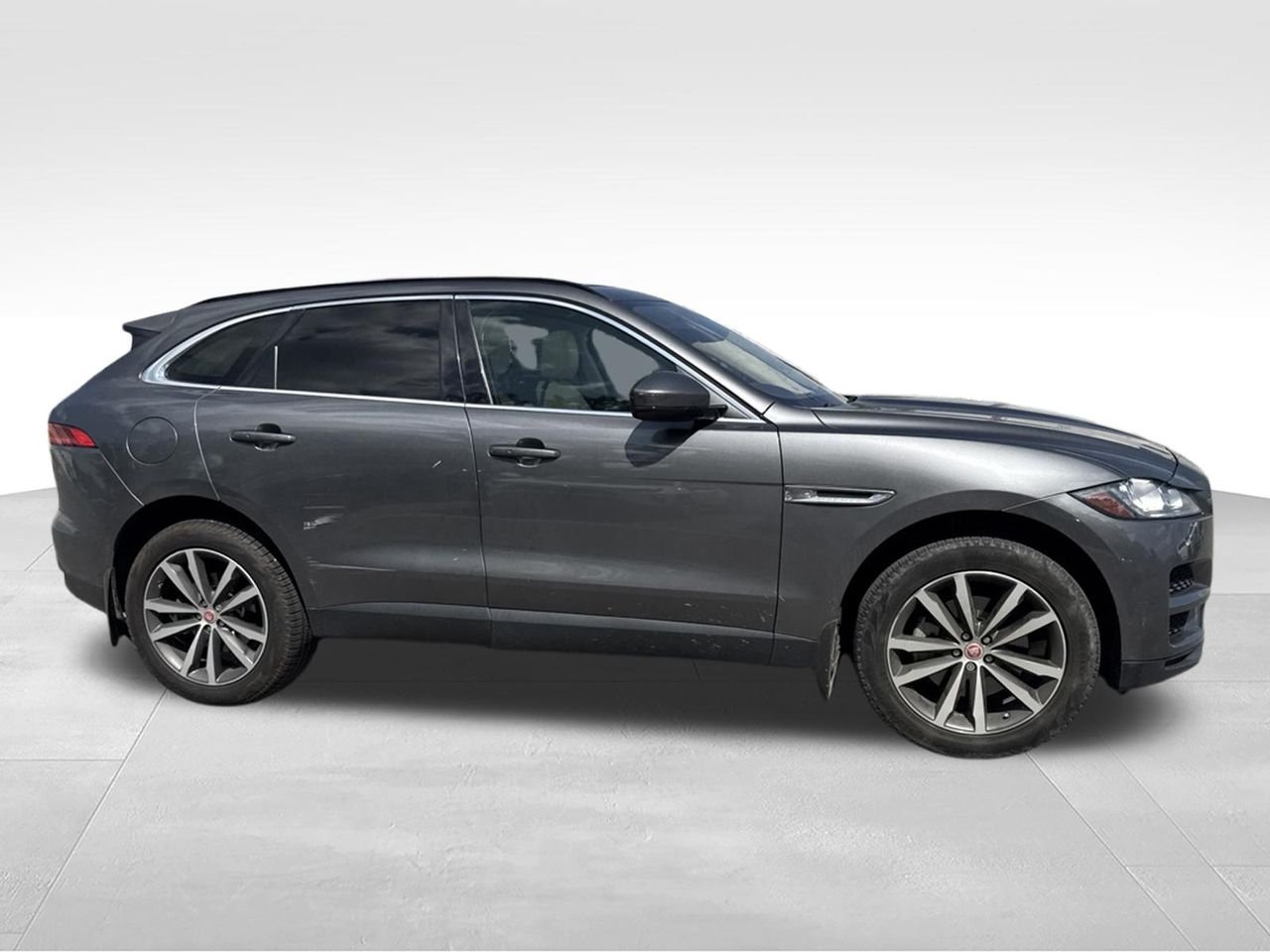 Used 2019  Jaguar 30t Prestige image 3