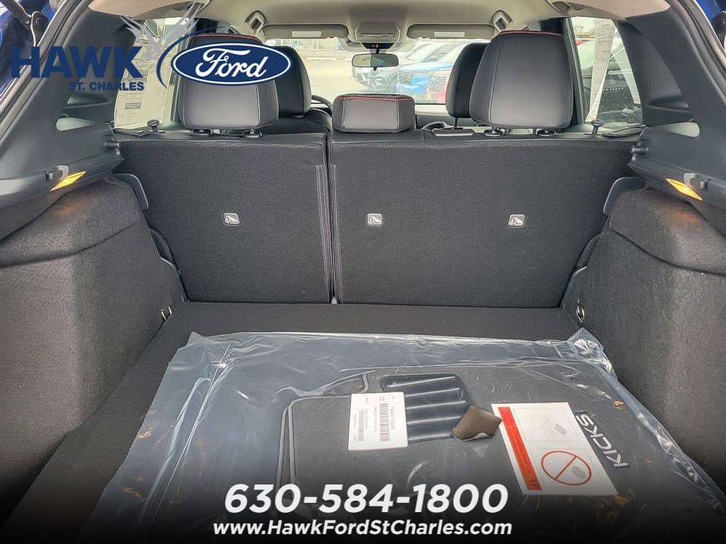 Used 2025 Deep Blue Pearl Nissan SR image 18