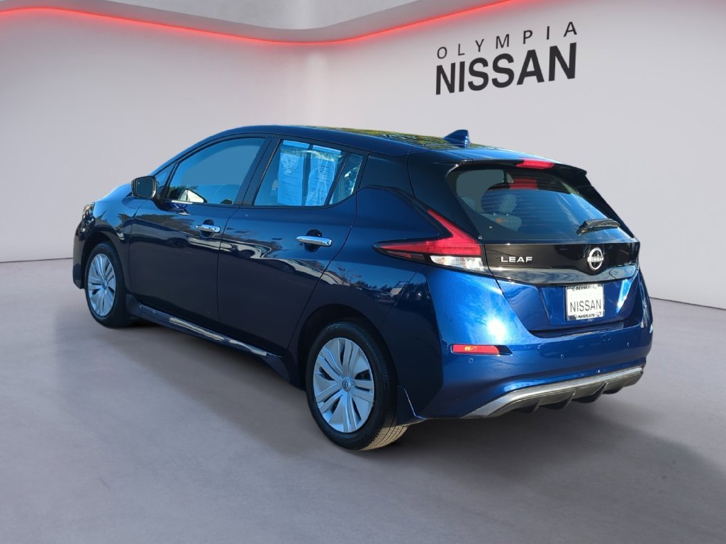 Used 2025 Blue Nissan S image 4