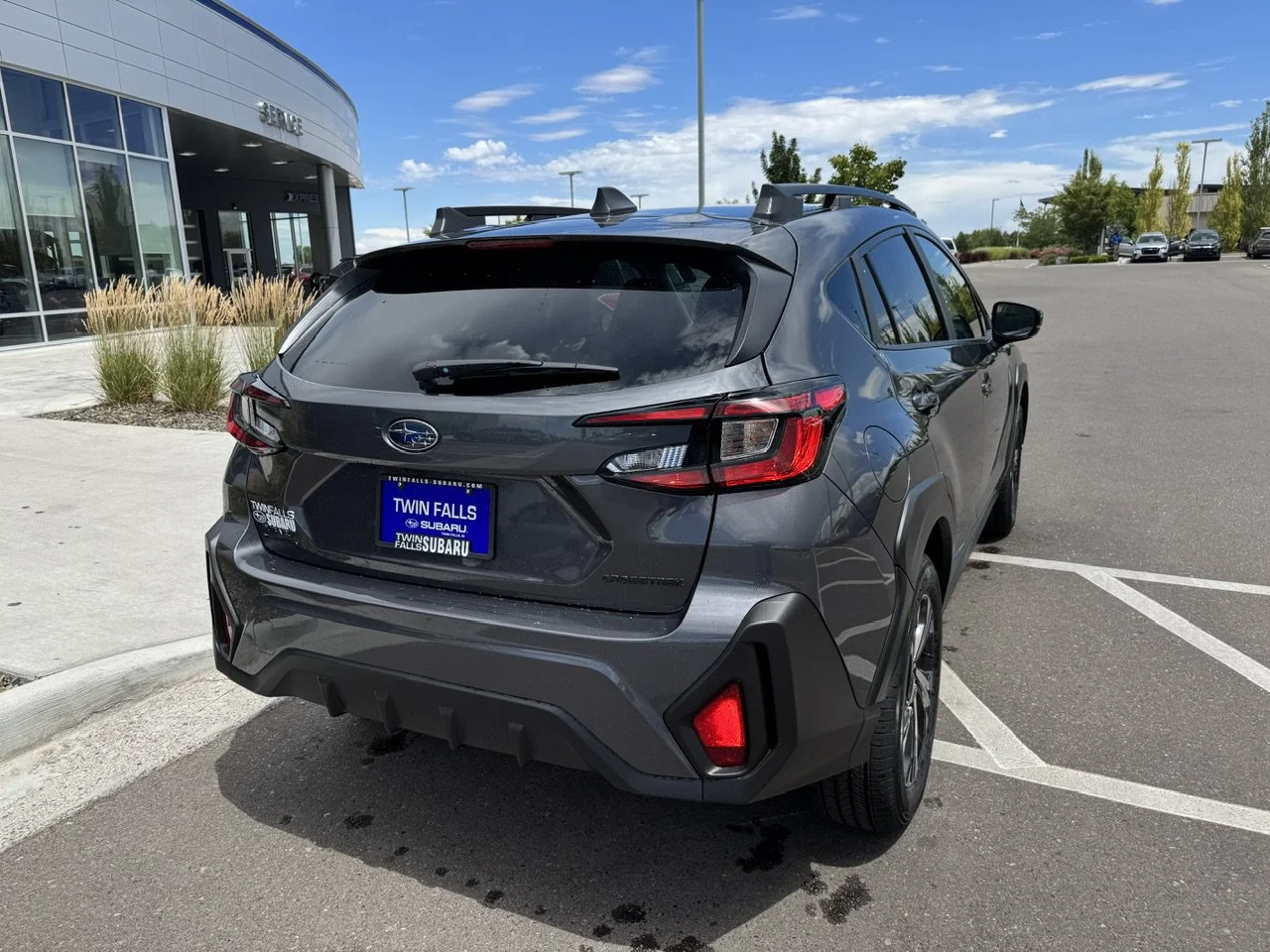New 2026 Magnetite Gray Metallic Subaru Premium image 7