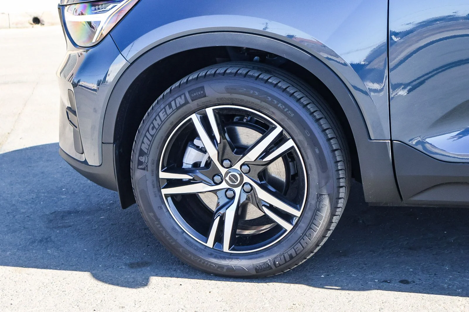 2026 Volvo XC40 Core - Photo 10