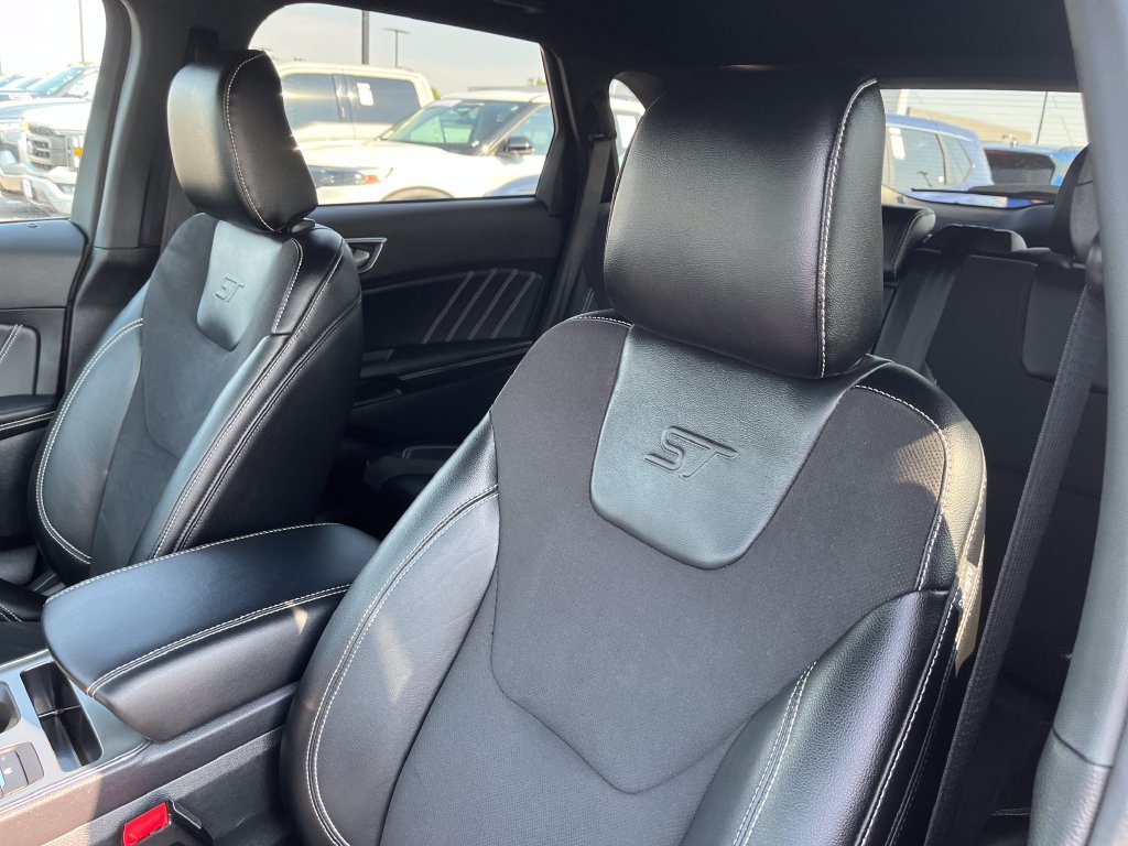 Used 2023 Black Metallic Ford ST image 12