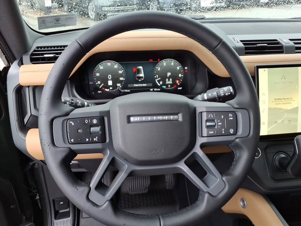 New 2026 Woolstone Green Metallic Land Rover X-Dynamic SE image 16
