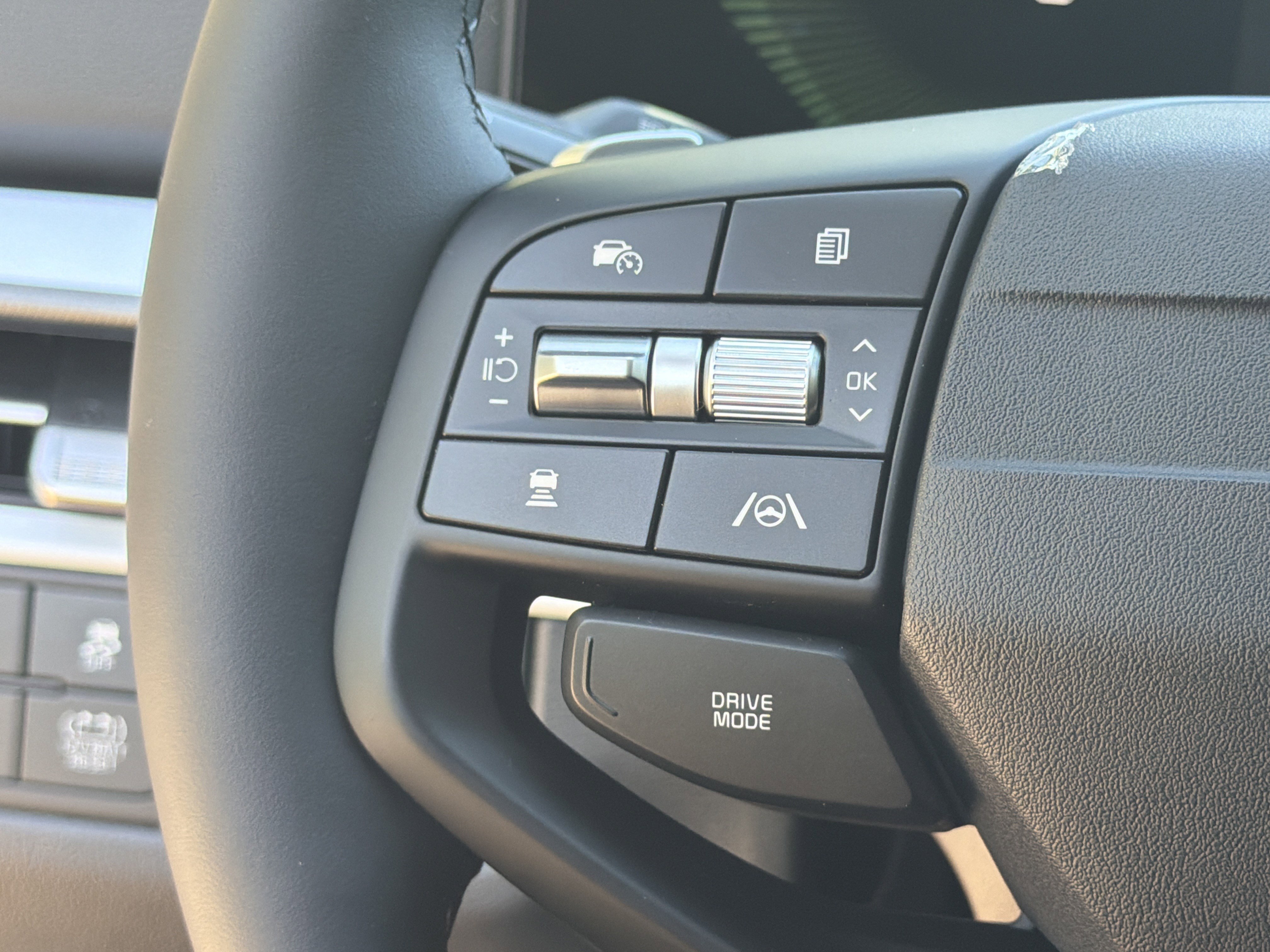New 2026 Steel Gray Kia LX image 12