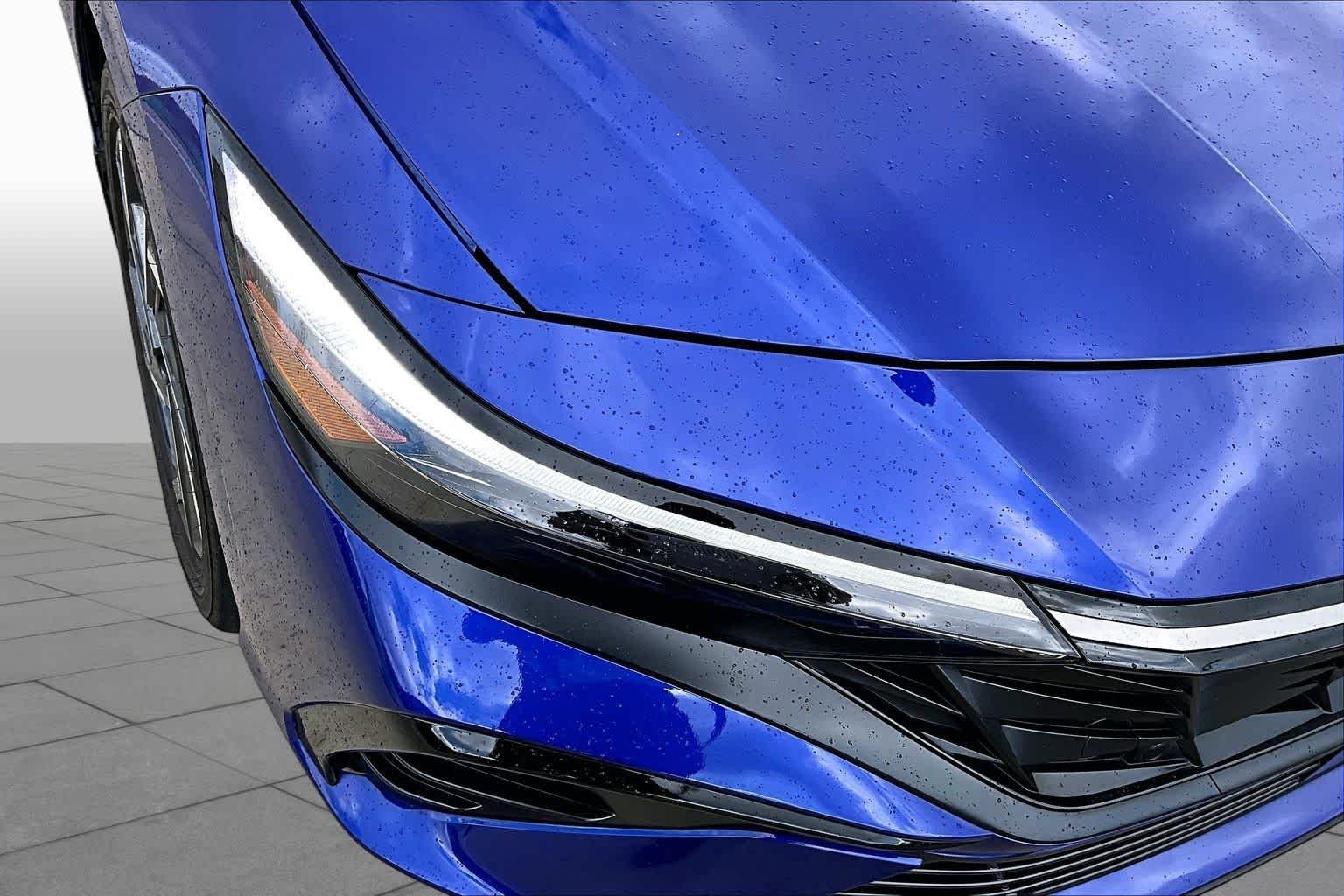 2025 Hyundai Elantra Limited - Photo 45