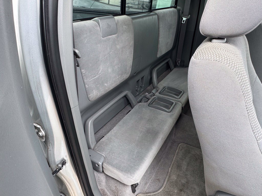 Used 2008 Silver Toyota Base image 6