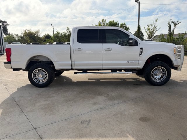 Used 2017 Lariat Ford Lariat image 6