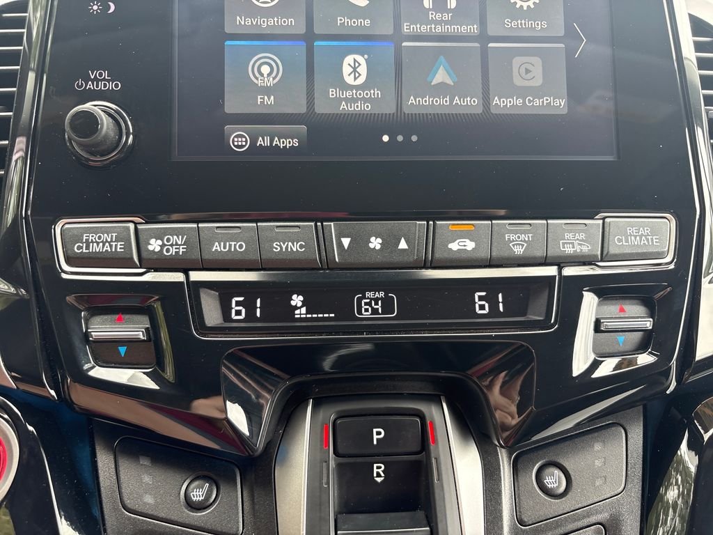 Used 2024 Gray Honda Touring image 22