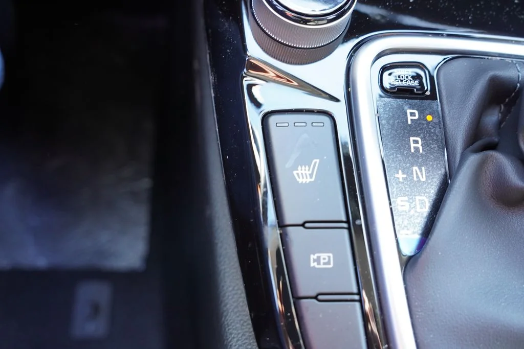 New 2026 Snow White Pearl Kia S image 14