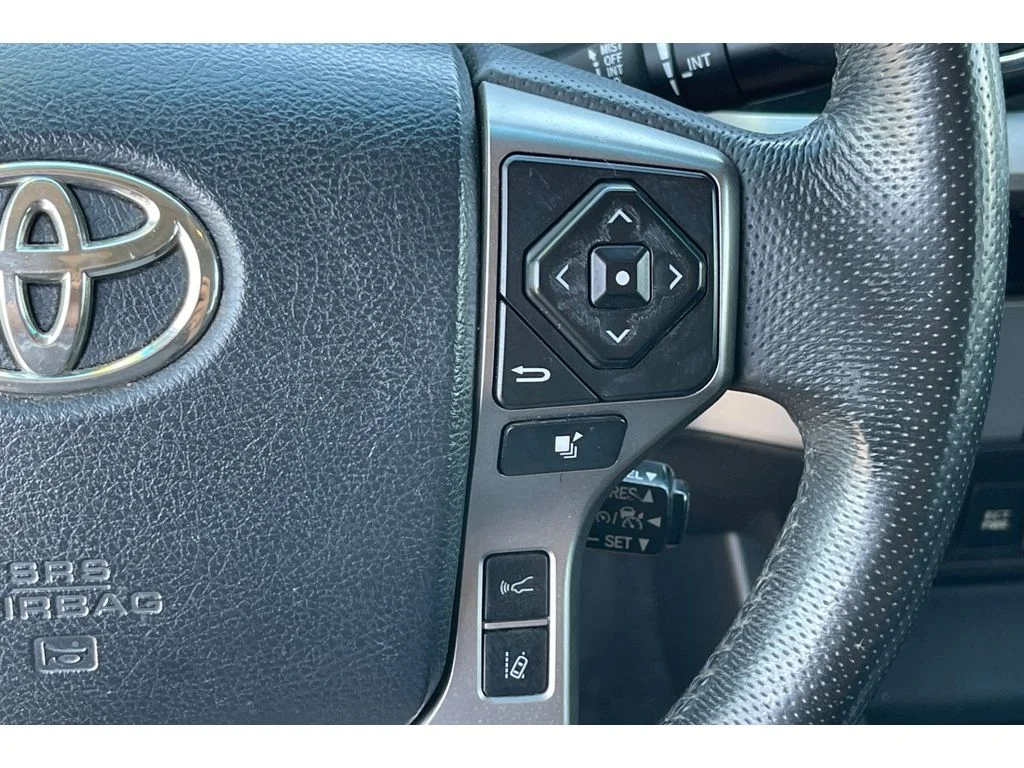 Used 2018 Quicksand Toyota SR5 image 35