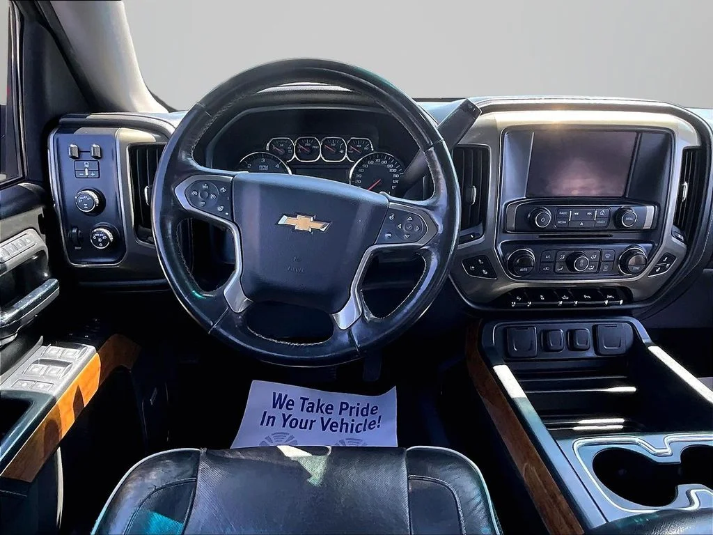 Used 2017 Blue Chevrolet High Country image 5