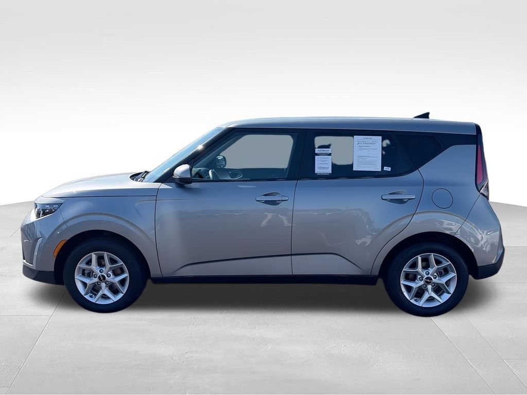 Used 2025 Gray Kia LX image 6