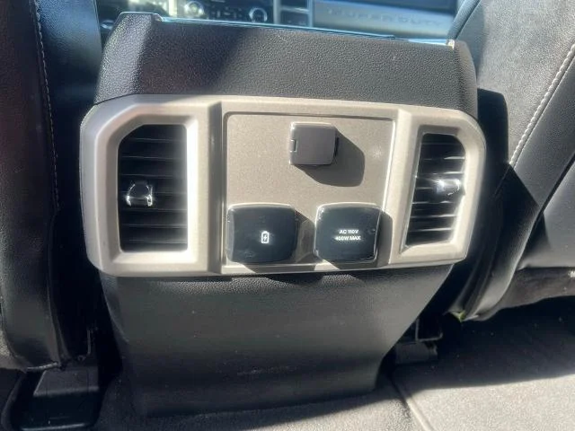 Used 2020 Oxford White Ford Lariat image 47