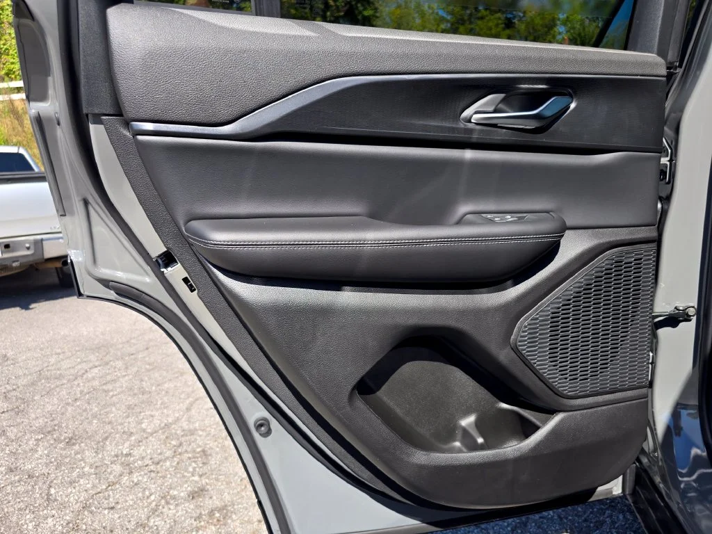 New 2027 Gray Jeep Laredo X image 37