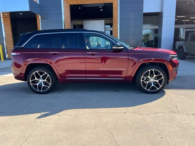 Certified Used 2025 Red Jeep Summit Reserve image 2