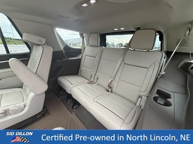 Used 2022 White Frost Tricoat GMC Denali image 21