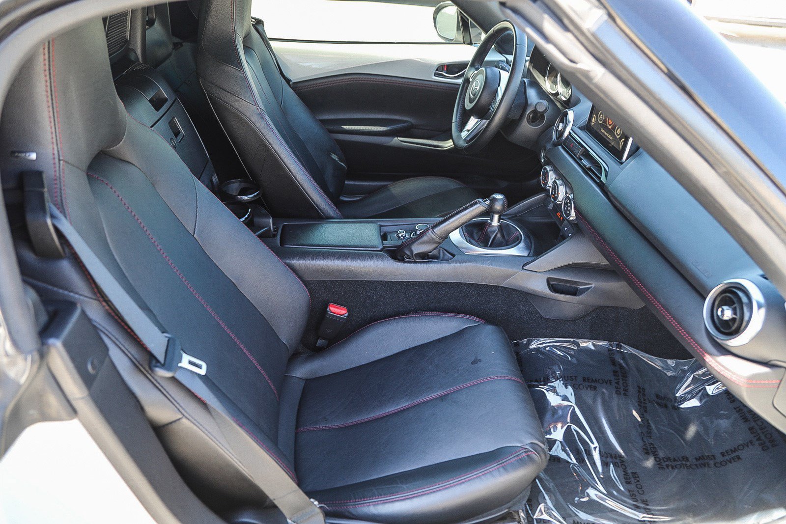 Used 2016 Ceramic Metallic Mazda Grand Touring image 16