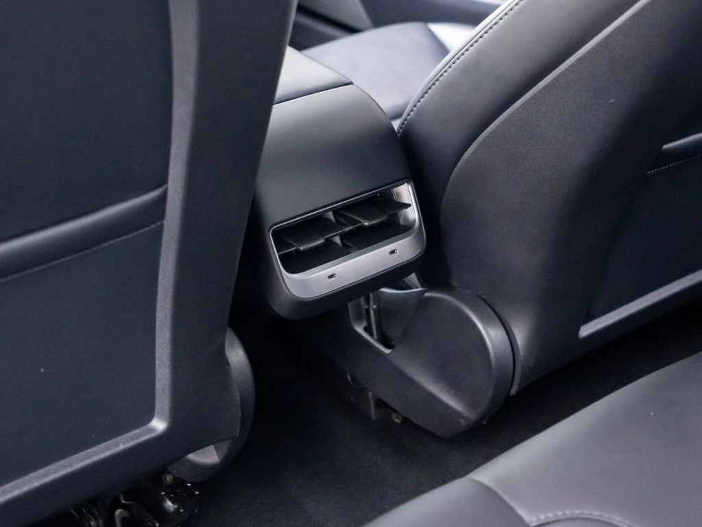 Used 2020 White Tesla Long Range image 18
