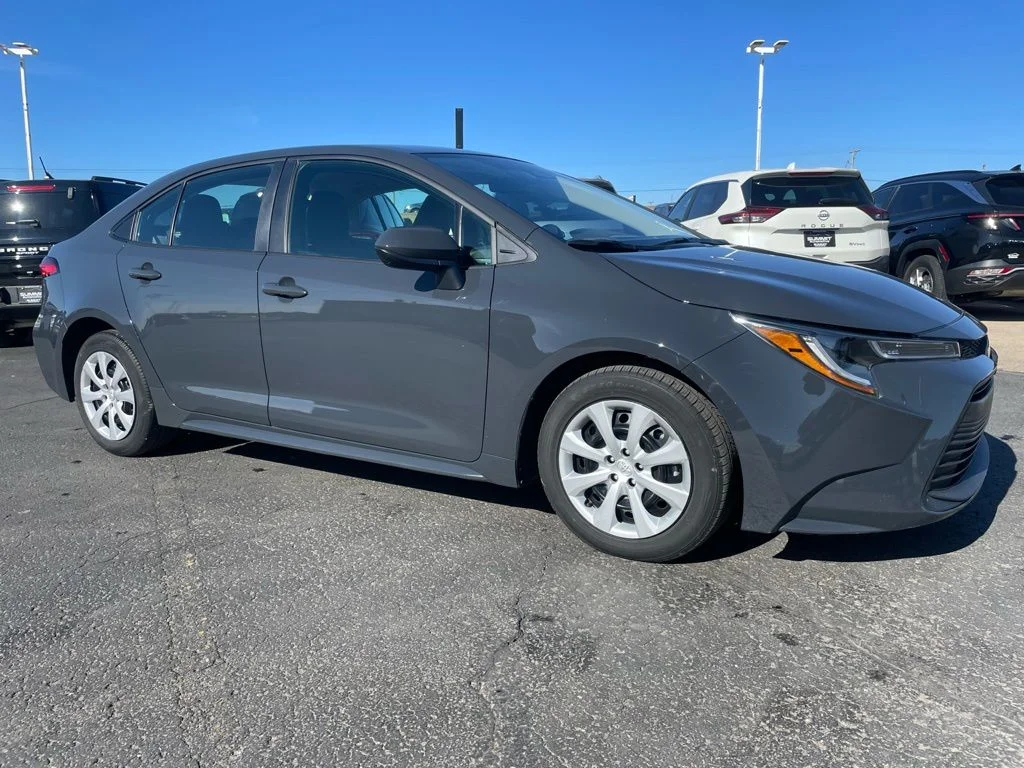 Used 2024 Toyota Corolla LE with VIN 5YFB4MDE7RP144352 for sale in Beaver Dam, WI