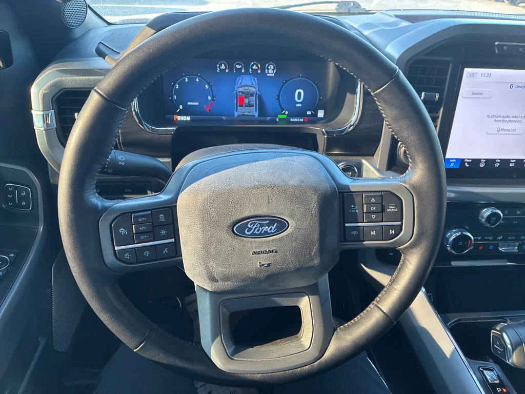 Used 2024 Agate Black Metallic Ford LARIAT image 22
