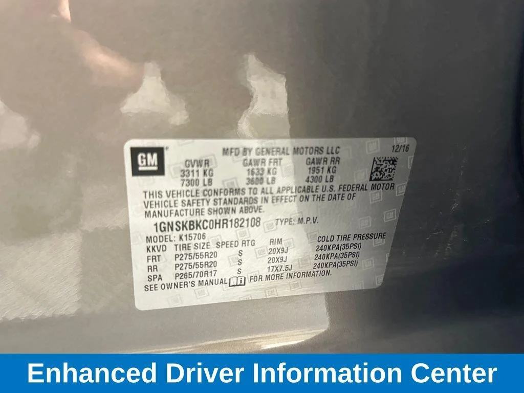 Used 2017 Champagne Silver Metallic Chevrolet LT image 19