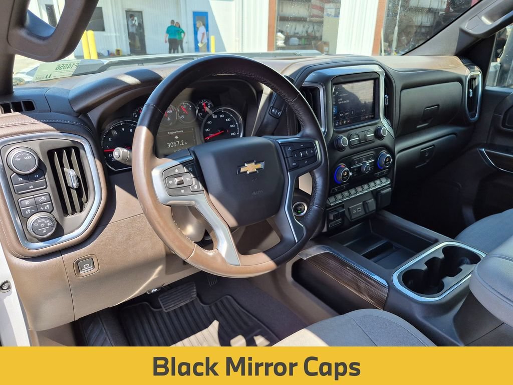 Used 2022 Silver Ice Metallic Chevrolet LT image 30