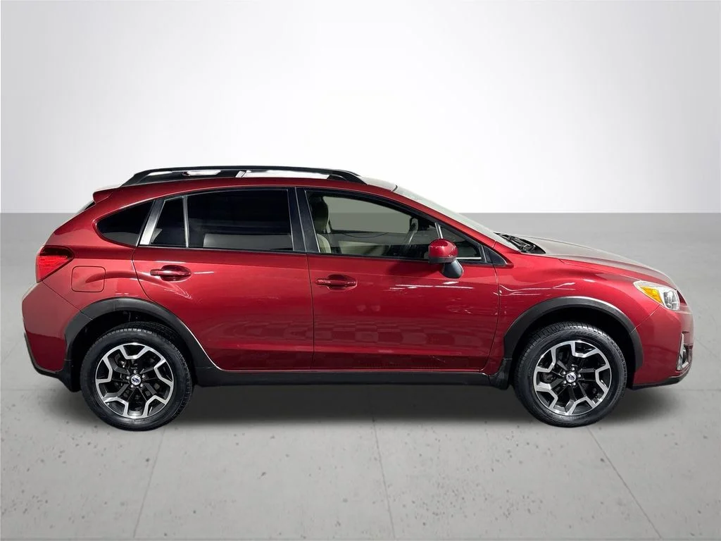 Used 2017 Red Subaru 2.0i Premium image 5