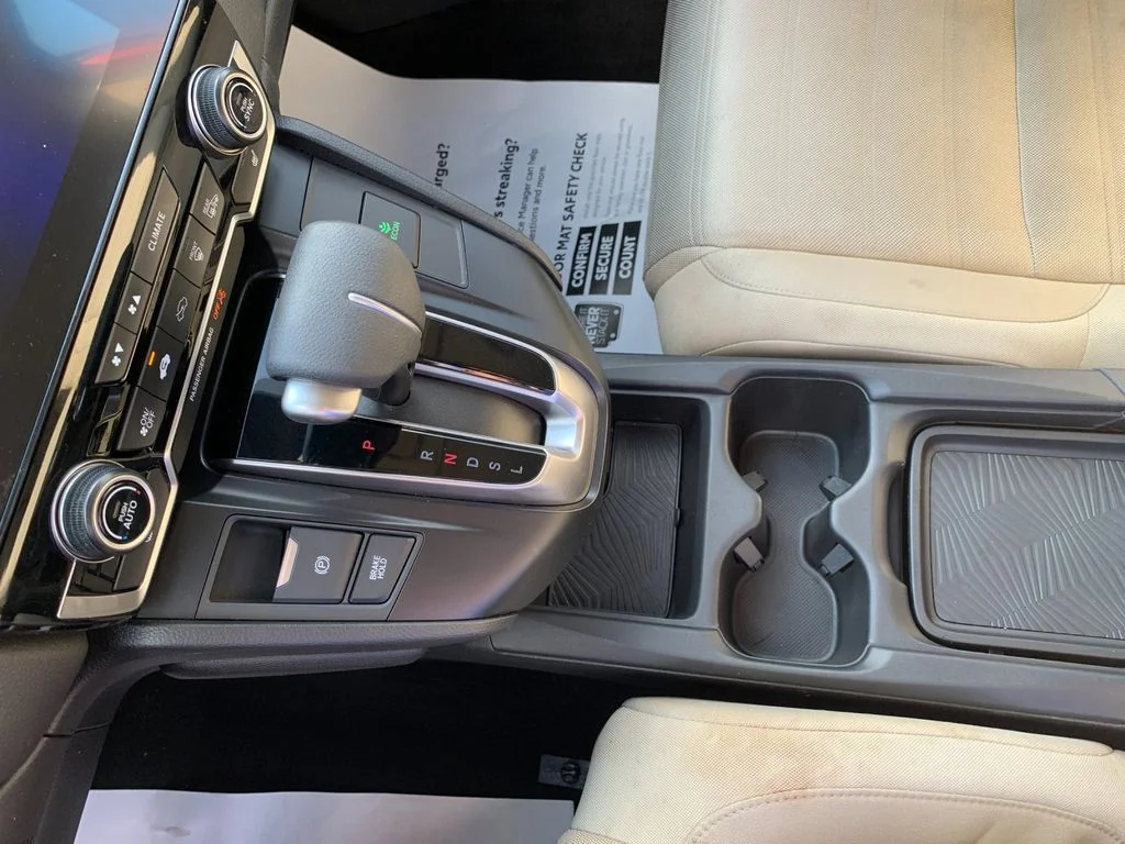 Used 2019 Red Honda EX image 24