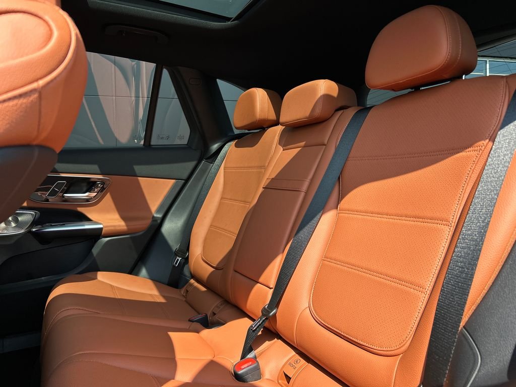 New 2026 Black Mercedes-Benz GLC 300 image 22