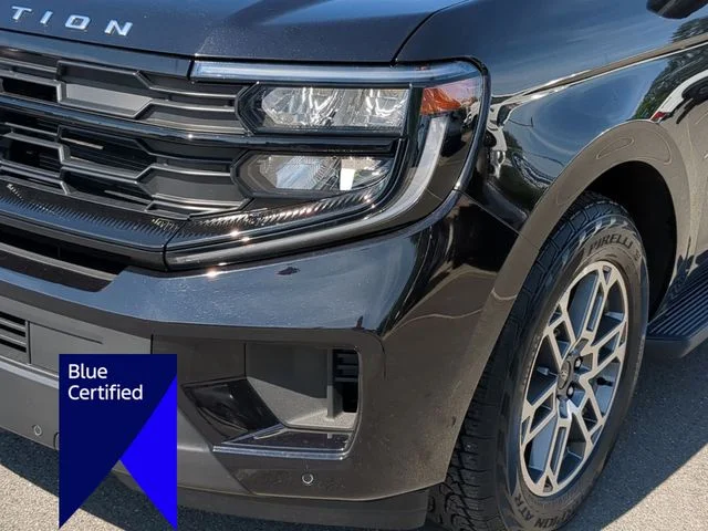 Used 2025 Black Ford Active image 9