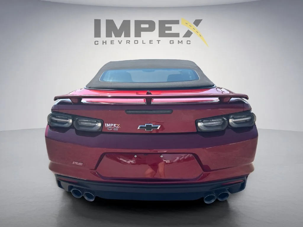 Used 2023 RADIANT RED TINTCOAT Chevrolet LT1 image 4