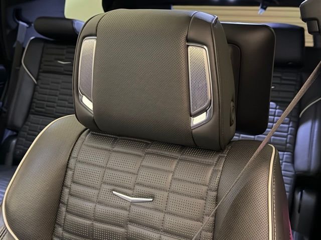 Used 2023 Black Raven Cadillac Premium Luxury Platinum image 16