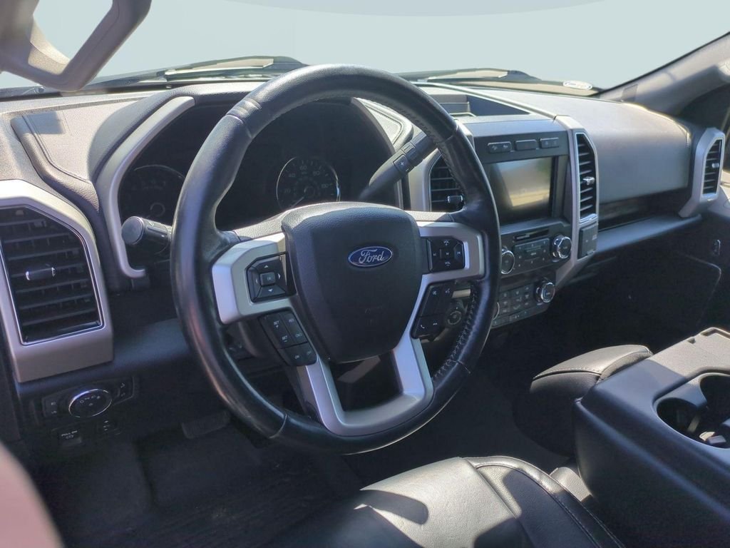 Used 2020 Black Ford Lariat image 13