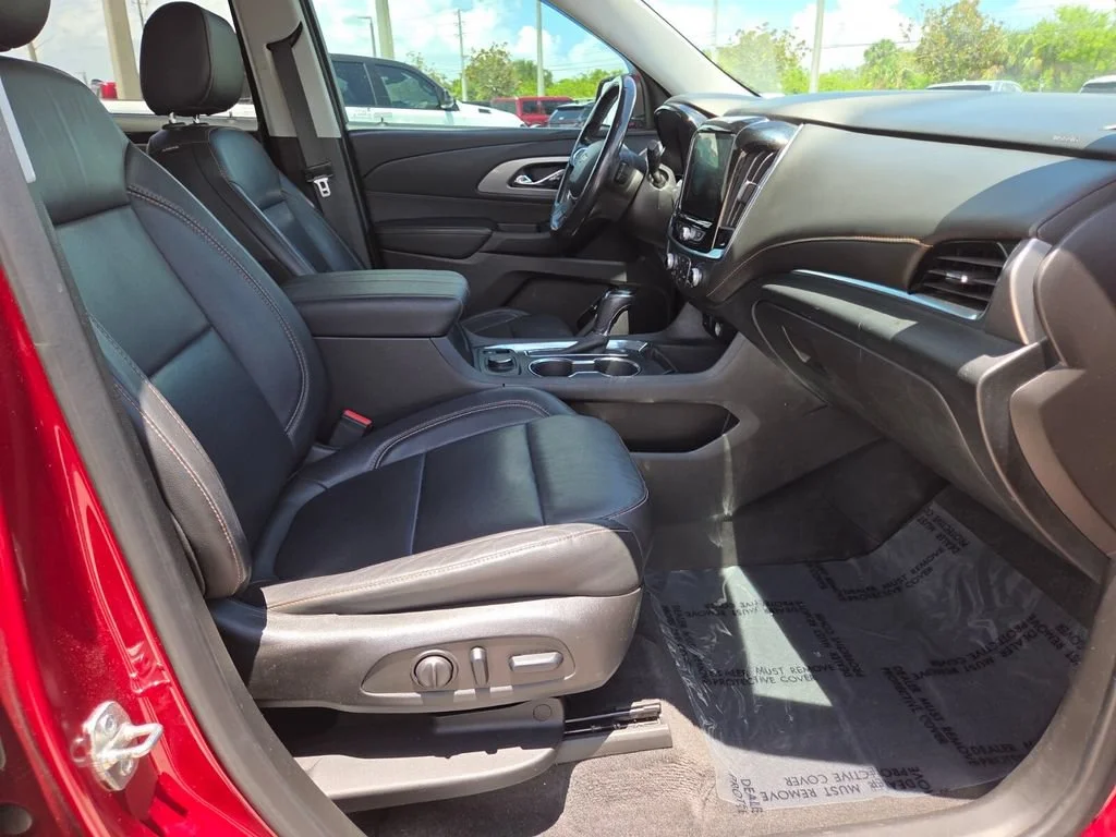 Used 2019 Cajun Red Tintcoat Chevrolet LT Leather image 15