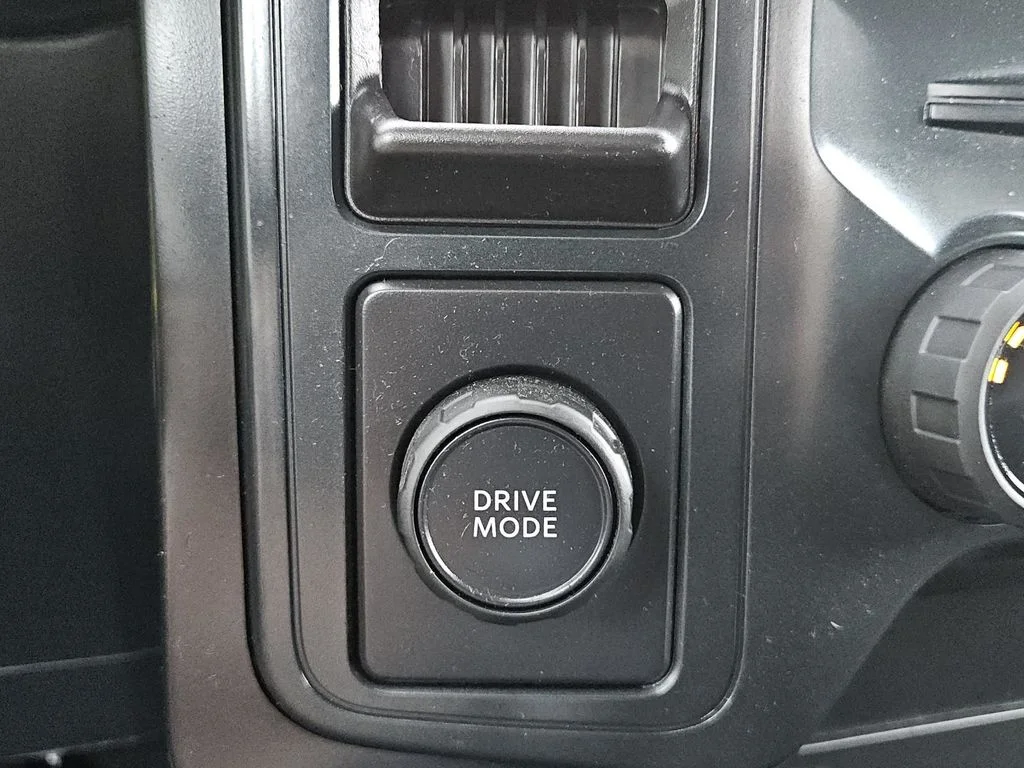 Used 2025 White Metallic Ford STX image 18