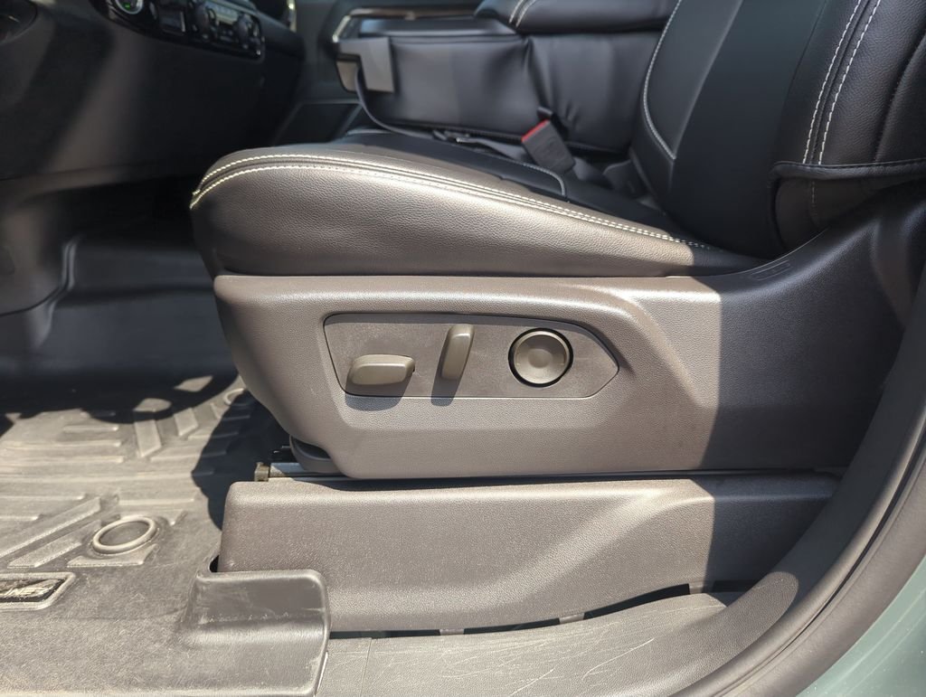 Used 2025 Gray Chevrolet LT image 13
