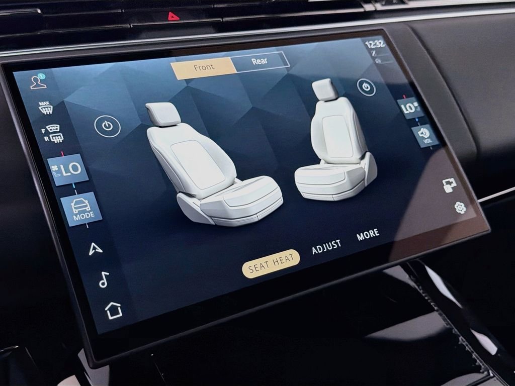 New 2027 Fuji White Land Rover Dynamic SE P400 image 21