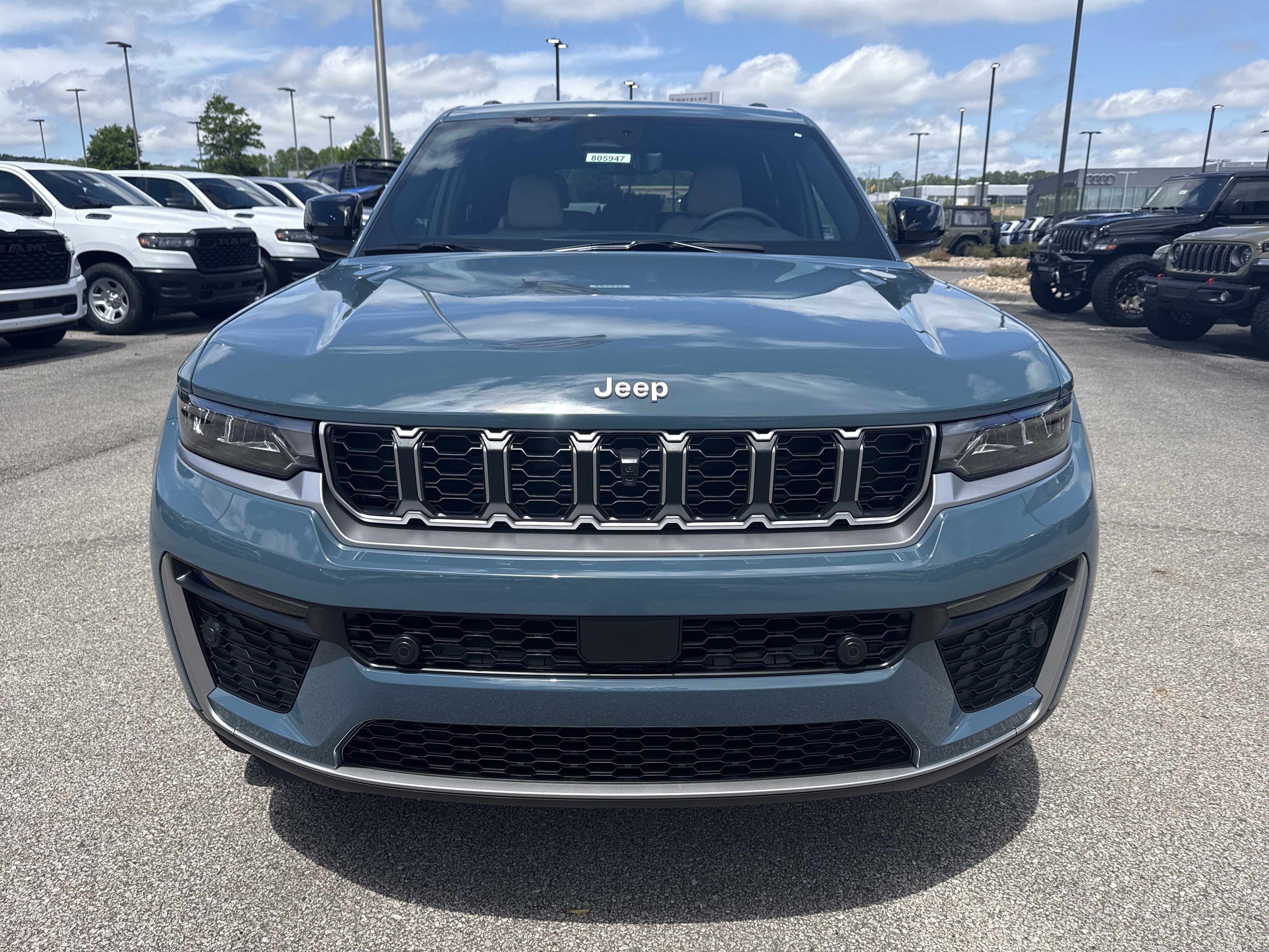 New 2026 Steel Blue Exterior Paint Jeep Limited image 2