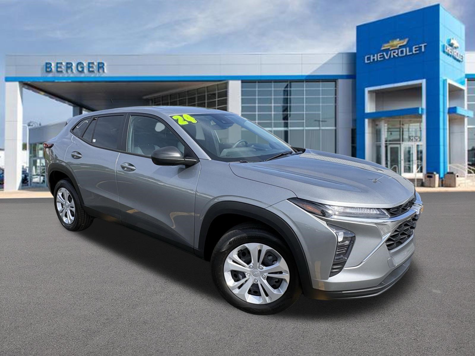 2024 Chevrolet Trax LS's photo
