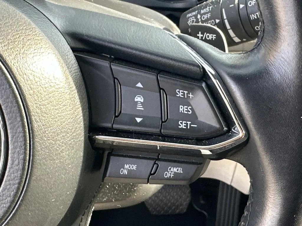 Used 2023 Gray Mazda Signature image 30