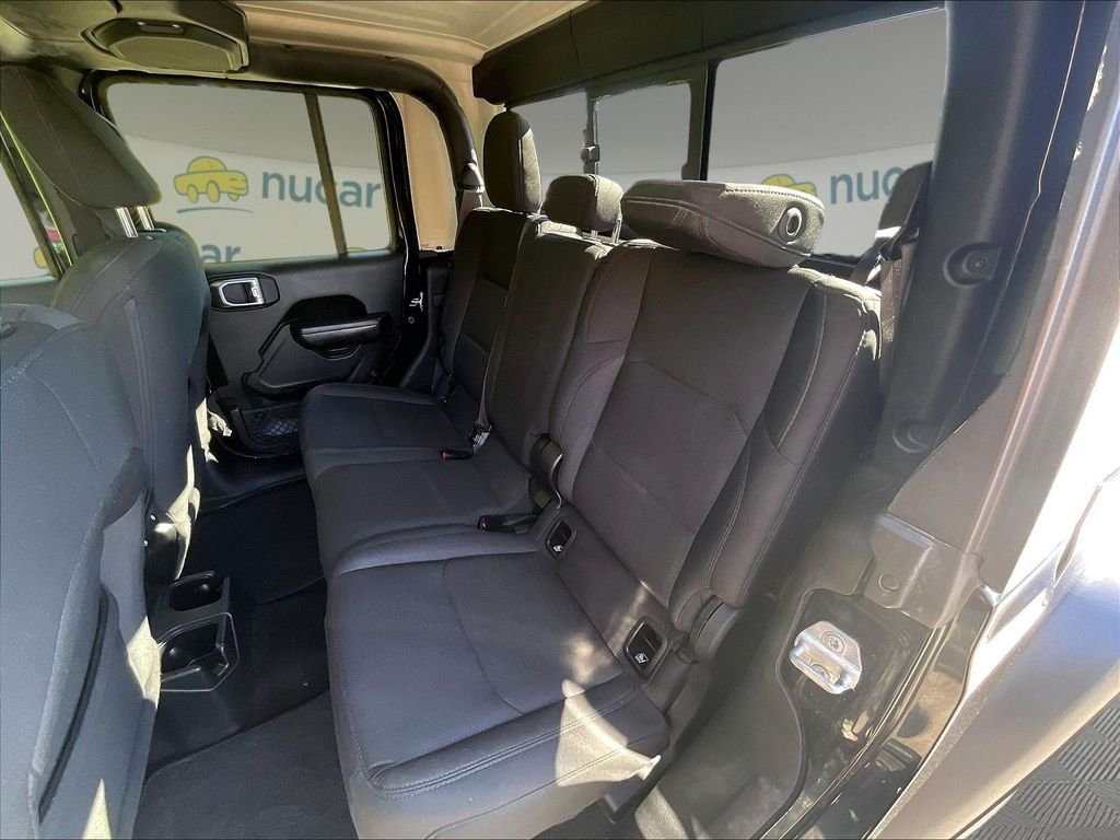 Used 2020 Black Jeep Sport image 25