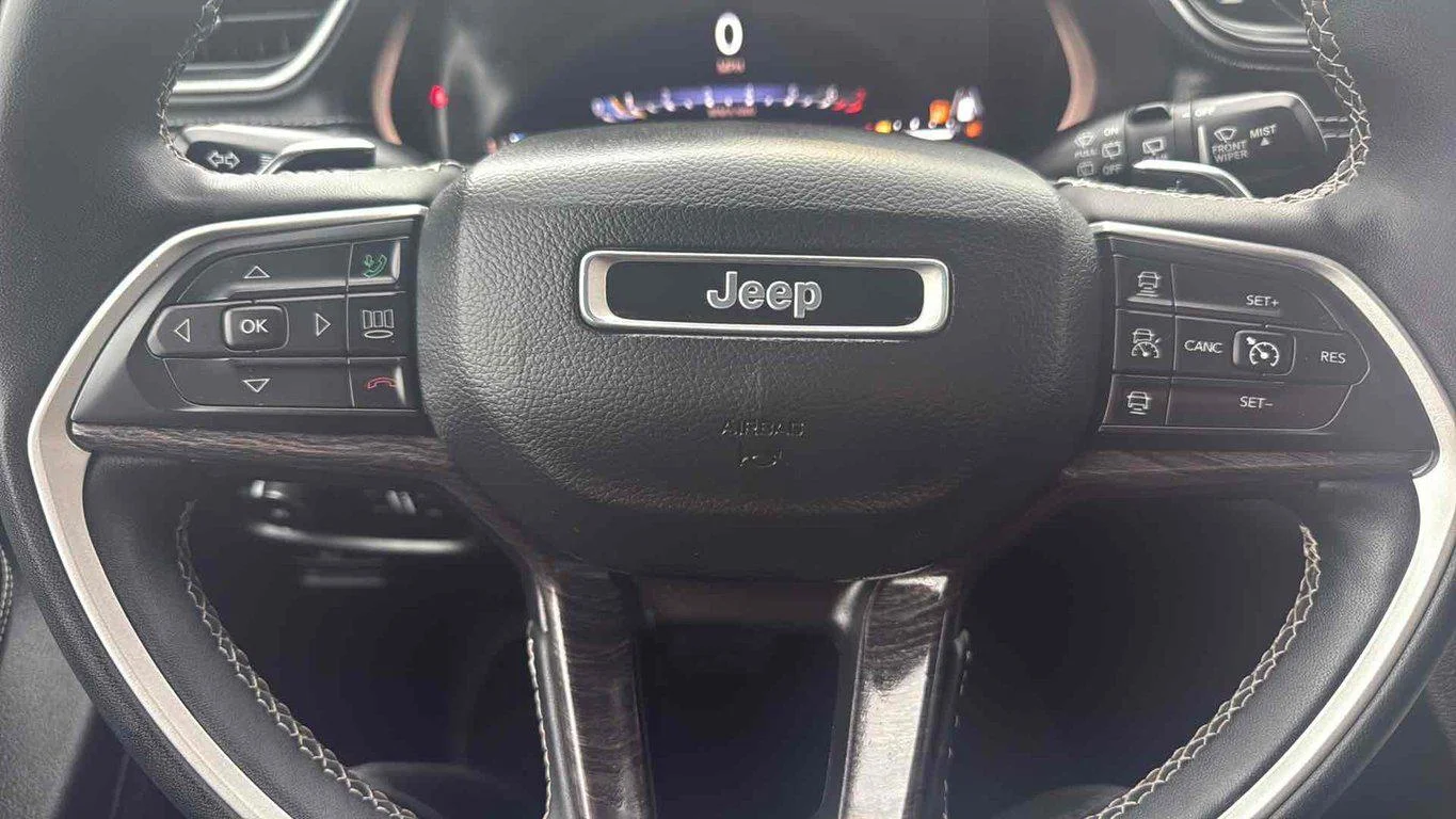 2023 Jeep Grand Cherokee Limited - Photo 13