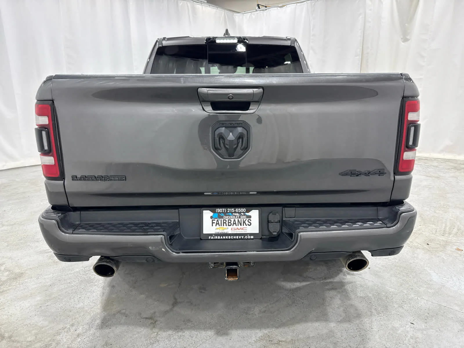 Used 2021 Gray/gray Ram Laramie image 4