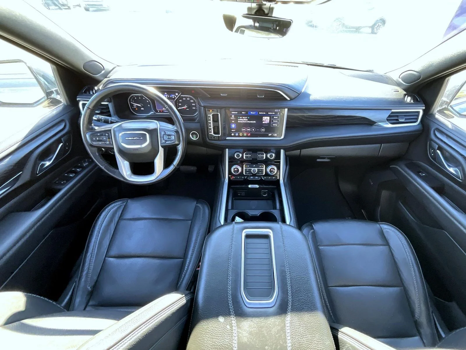 Used 2021 Blue GMC Denali image 15