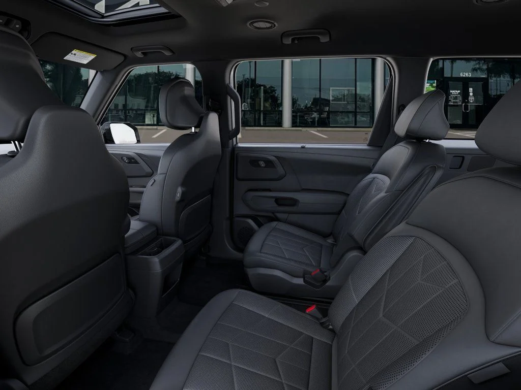 New 2027 Glacial White Pearl Kia X-Line EX image 19