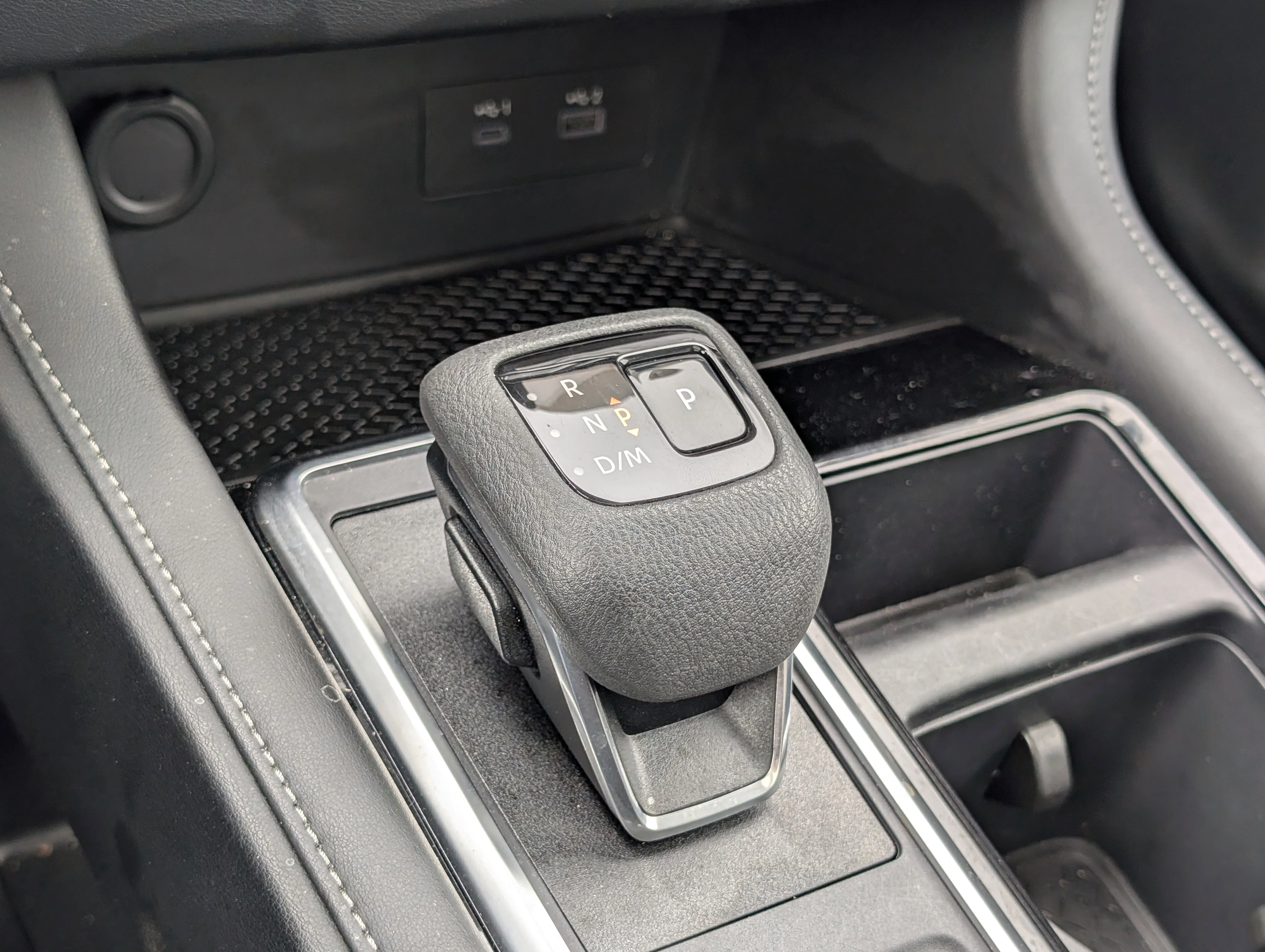 Used 2024 Gun Metallic Nissan SV image 31